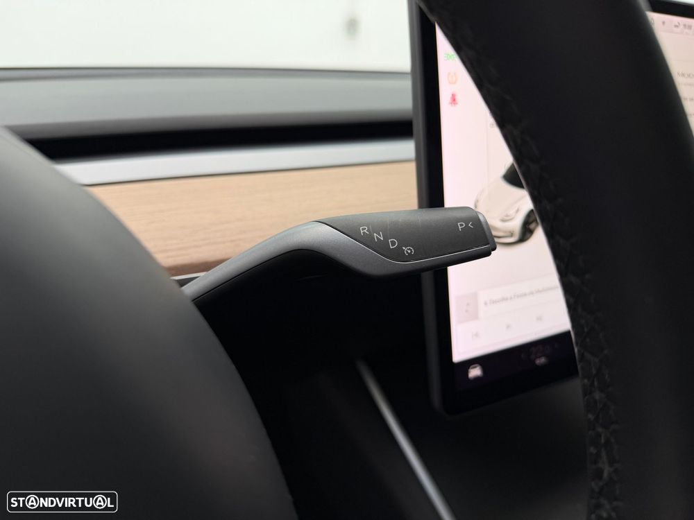 Tesla Model 3 Standard Range Plus RWD - 14