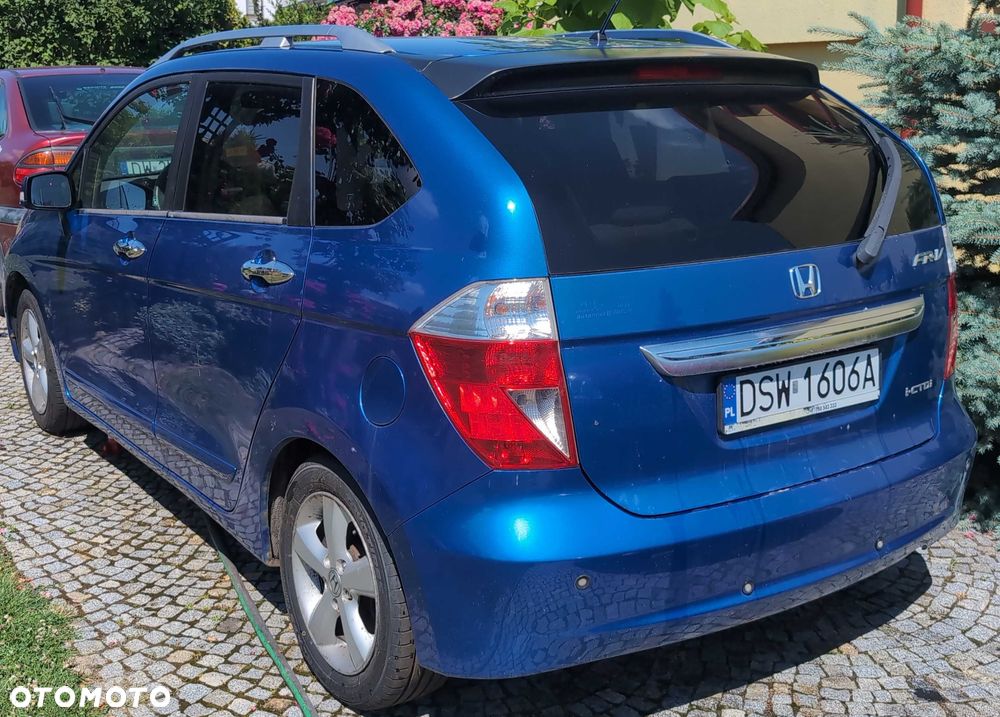 Honda FR-V - 2