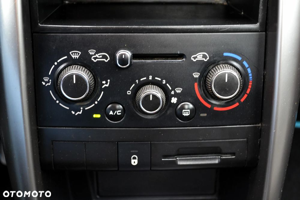 Peugeot 207 CC 1.6 Intense - 22