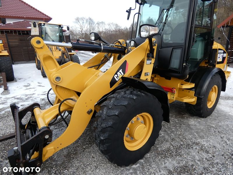 Caterpillar CAT 907M Z Niemiec / Wyjątkowo Wyposażony / 35km/h / 3.050mtg / - 28