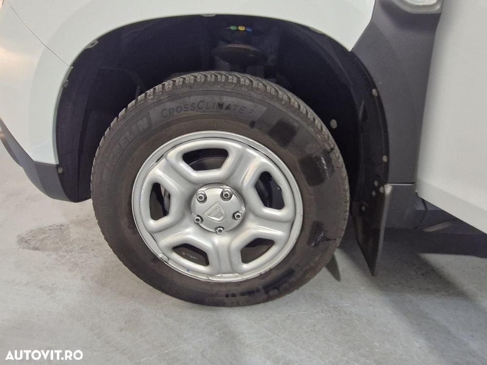 Dacia Duster 1.6 SCe Comfort - 10
