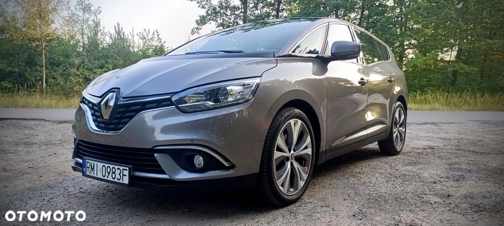 Renault Grand Scenic - 8