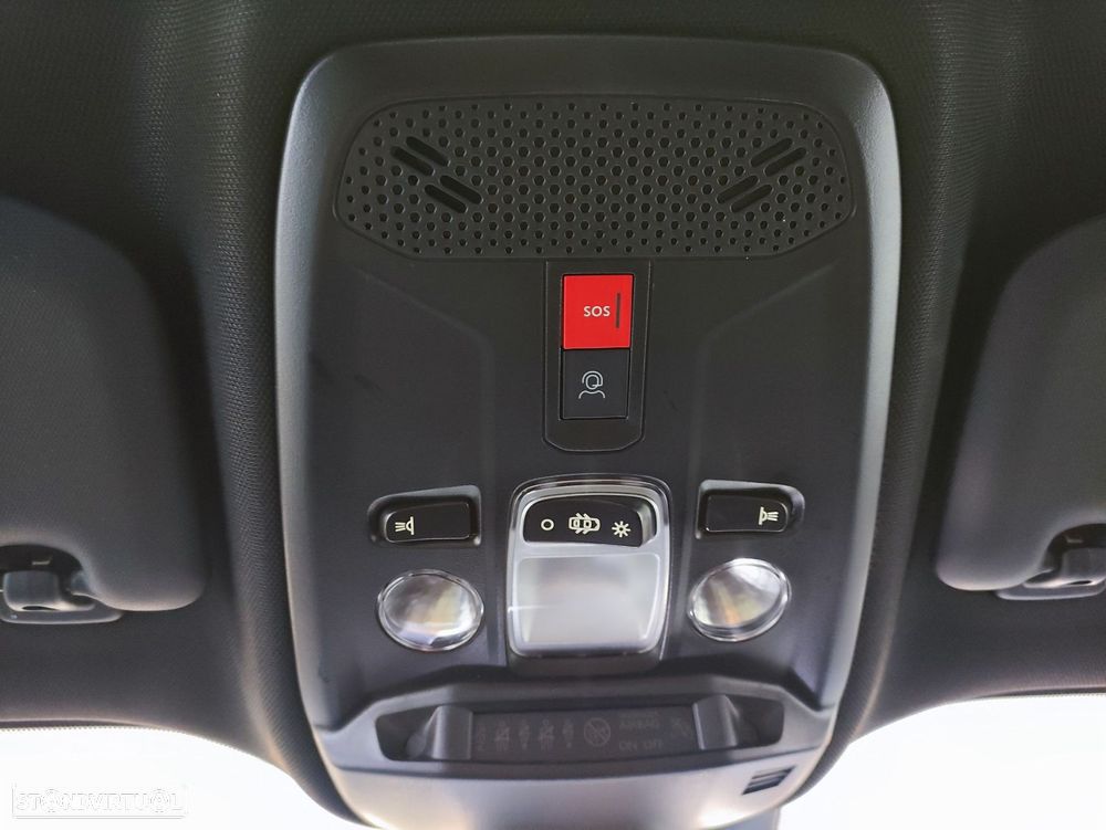 Peugeot 2008 1.2 PureTech Style - 28