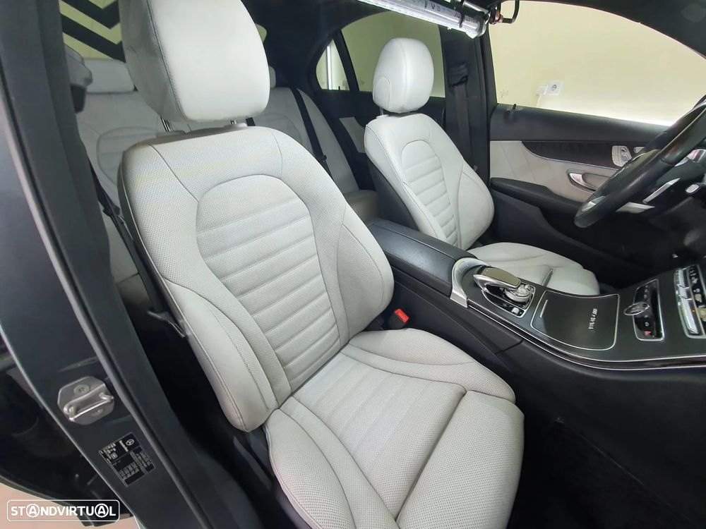 Mercedes-Benz C 300 BlueTEC Hybrid AMG Line - 5