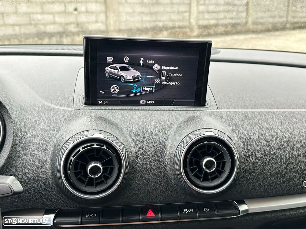 Audi A3 Limousine 30 TDI Sport - 9