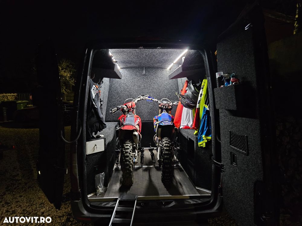 Mercedes-Benz Sprinter - 10