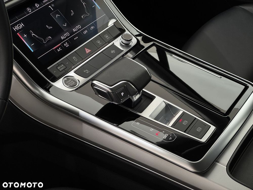 Audi Q7 - 9