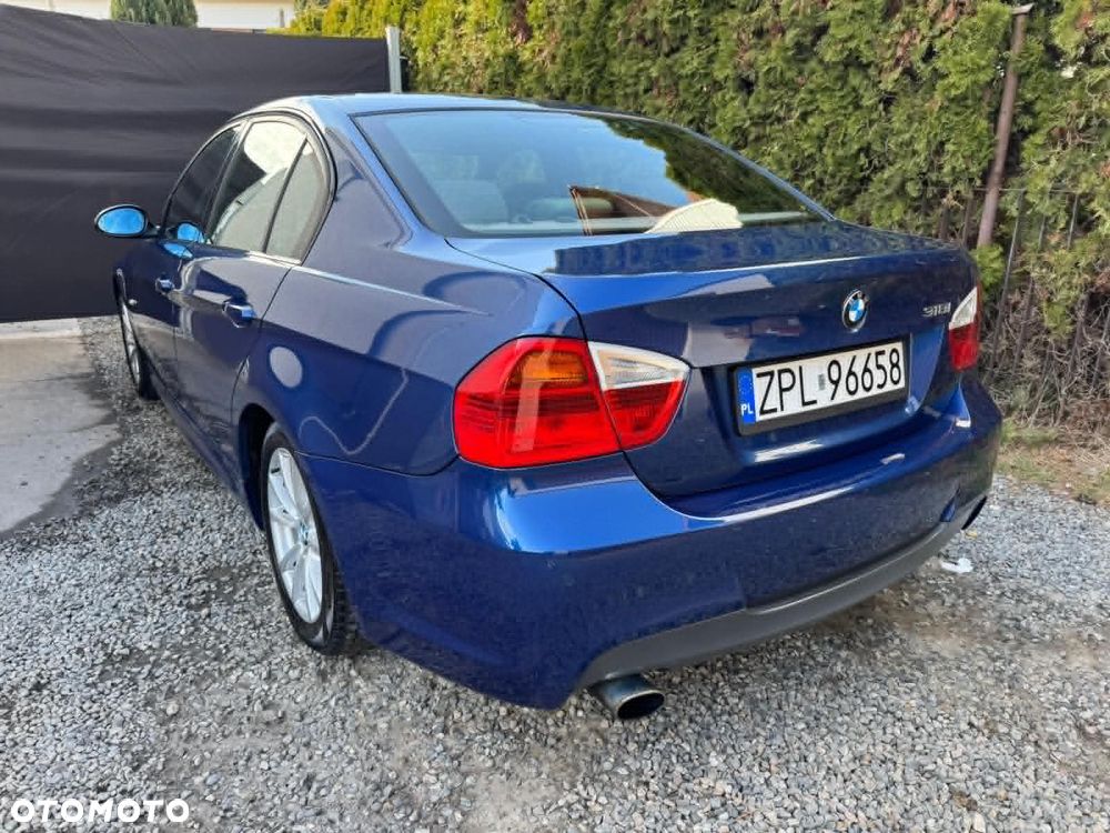BMW Seria 3 318i - 8