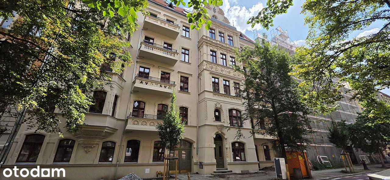 Atrakcyjny lokal mieszkalny ,3 pokoje, front budynku, 1/5, balkon !