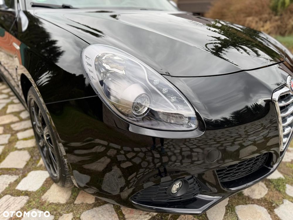 Alfa Romeo Giulietta 2.0 JTDM Distinctive - 16