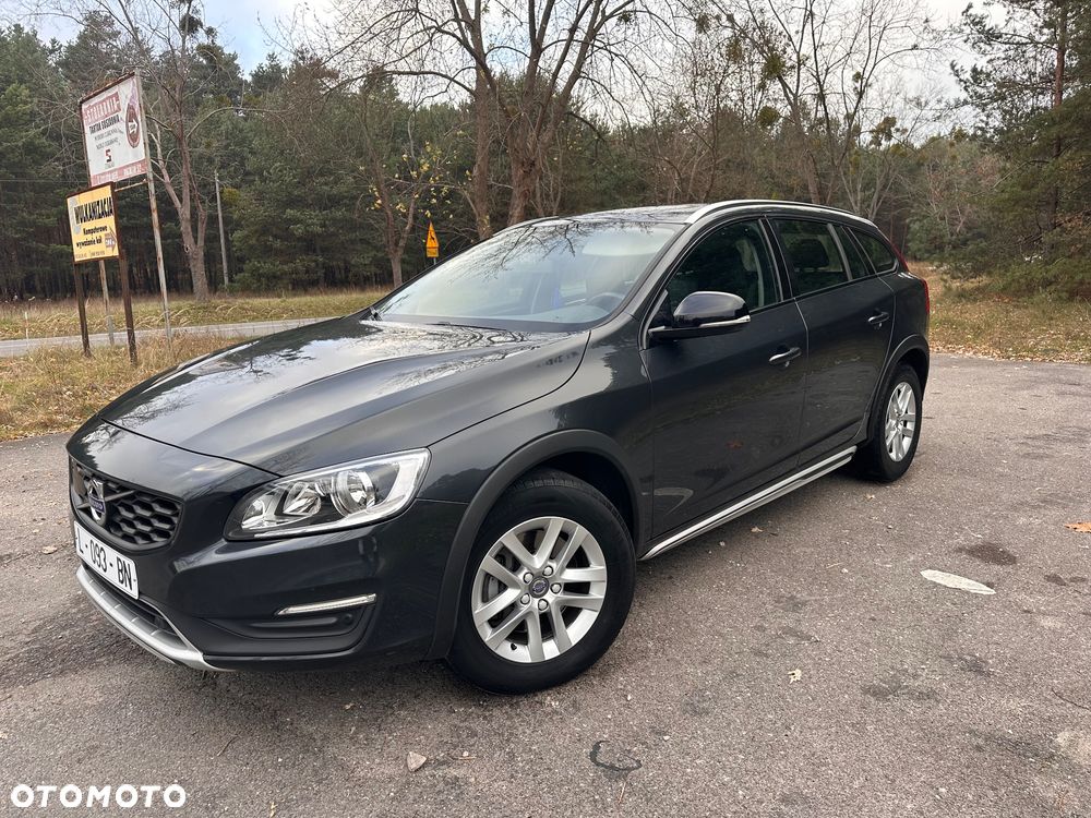 Volvo V60 D3 Momentum - 1