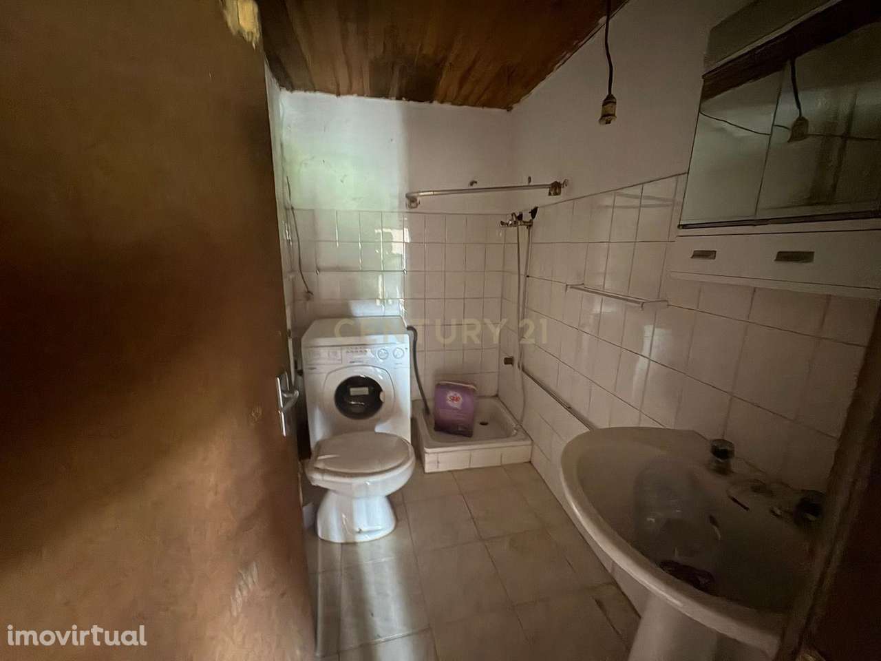 Oportunidade Única em Dine: Casa para Recuperar por 60.000€ - Grande imagem: 4/15