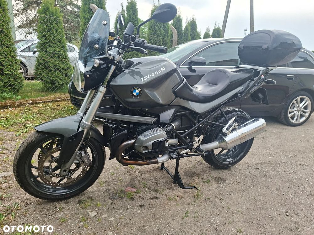 BMW R - 1