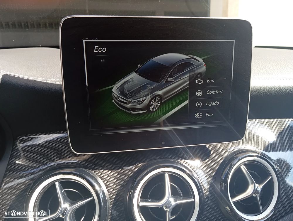 Mercedes-Benz CLA 200 d Shooting Brake AMG Line Aut. - 12