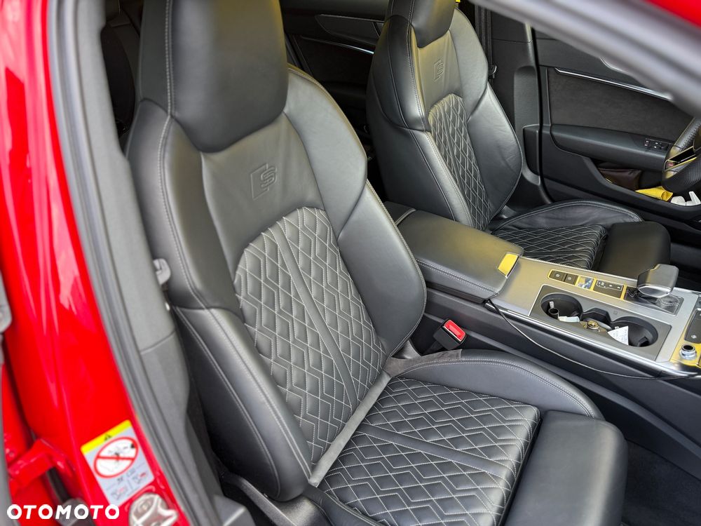 Audi A6 Avant 55 TFSI quattro S tronic sport - 37