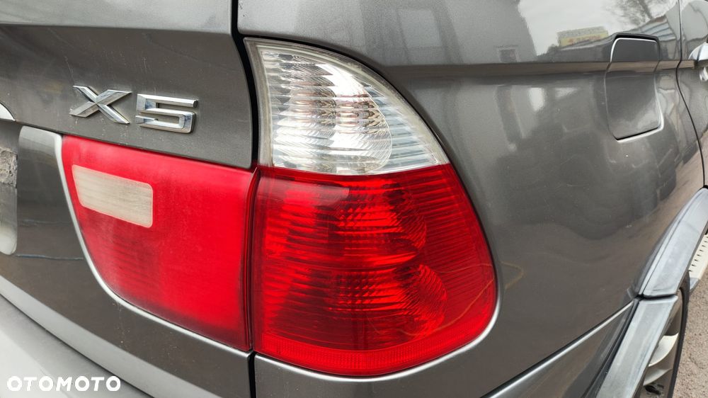 KLAPA BURTA LAMPA LEWY PRAWY TYŁ STERLINGGRAU METALLIC 472/7 ZAMEK SILNICZEK WYCIERACZKI TYŁ BLENDA LISTWA KLAMKA SZYBA WYKŁADZINA PODŁOGA TAPICERKA BAGAŻNIKA BMW X5 E53 LCI LIFT - 16