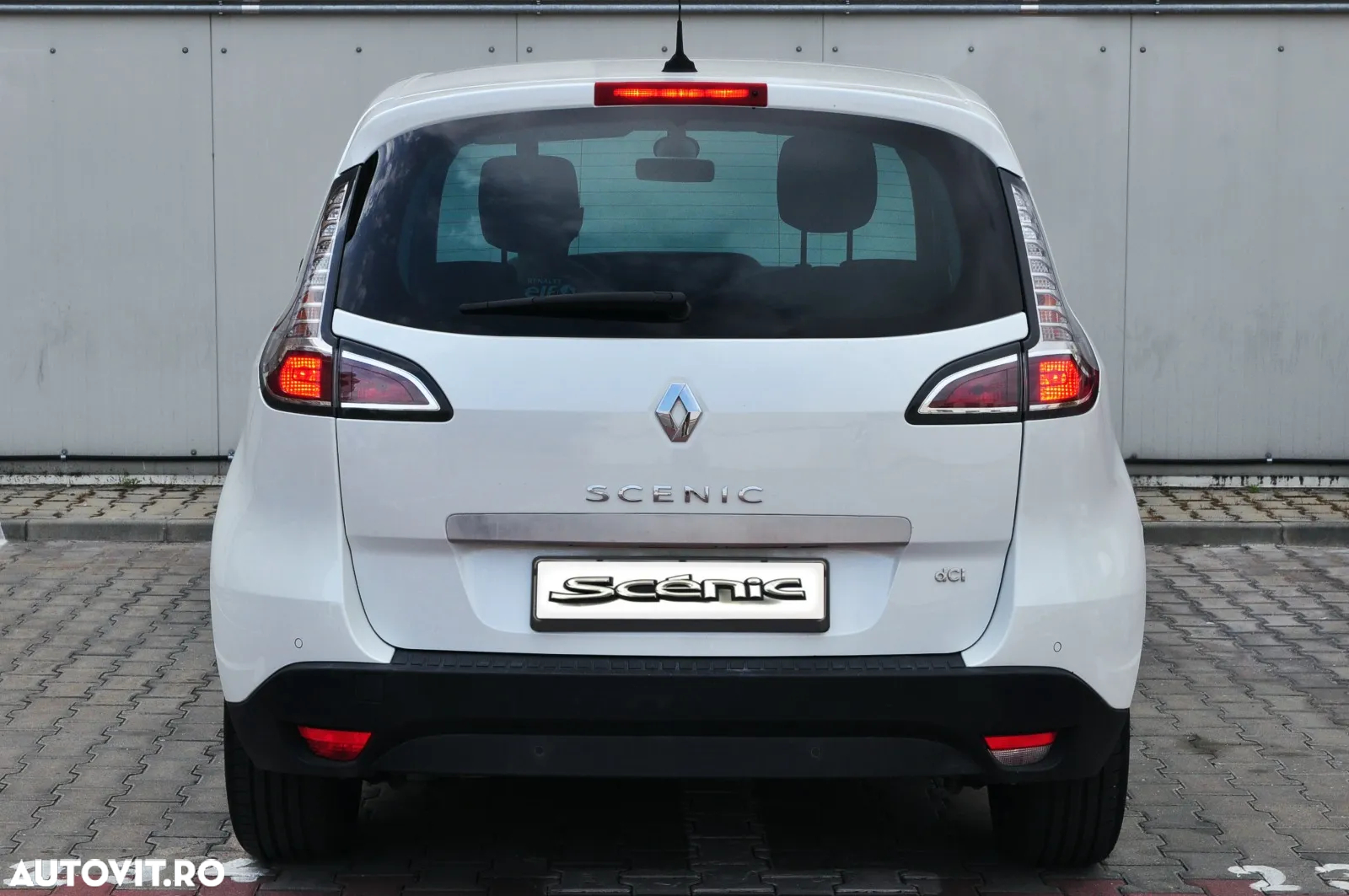 Renault Scenic dCi 110 LIMITED - 9