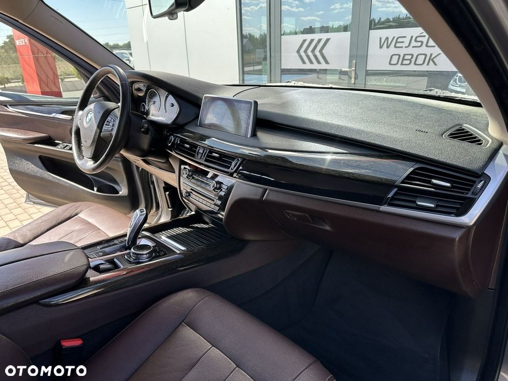 BMW X5 xDrive25d - 16
