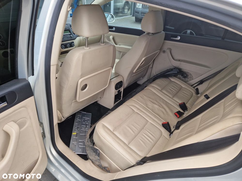 Volkswagen Golf Plus 2.0 TDI Comfortline - 9