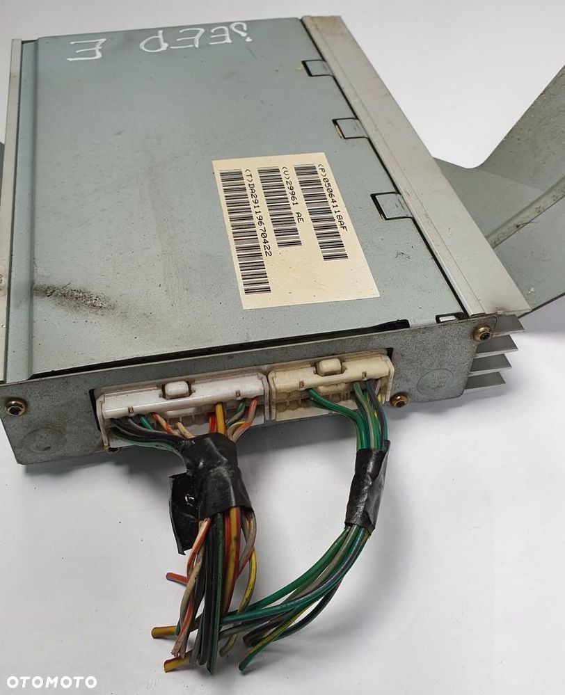 WZMACNIACZ RADIA JEEP CHEROKEE III WH P05064118AF - 2