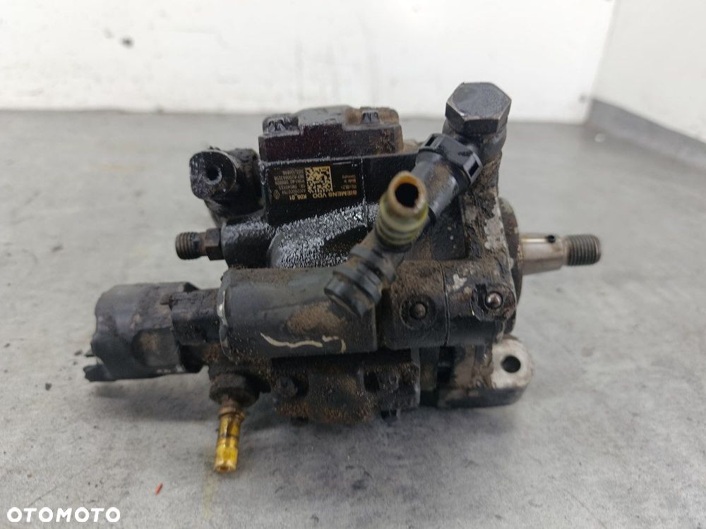 POMPA WTRYSKOWA RENAULT CLIO III 8200663258 5WS40153  A2C20000754  SIEMENS - 4