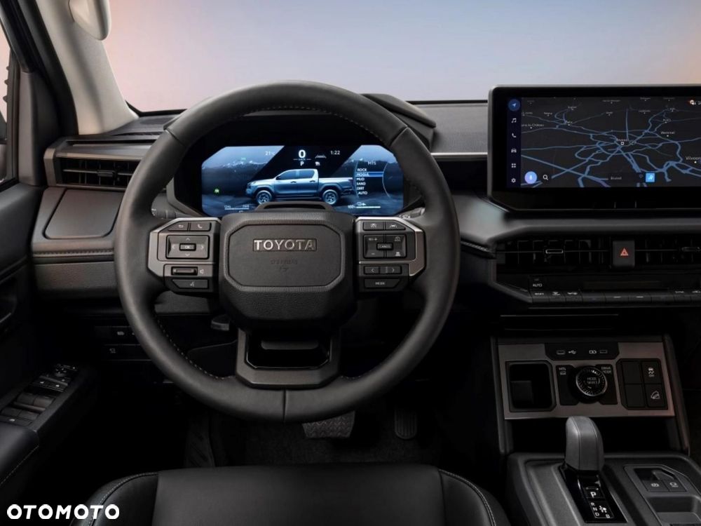 Toyota Hilux - 10