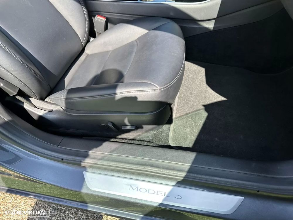 Tesla Model 3 Standard Range Plus RWD - 61