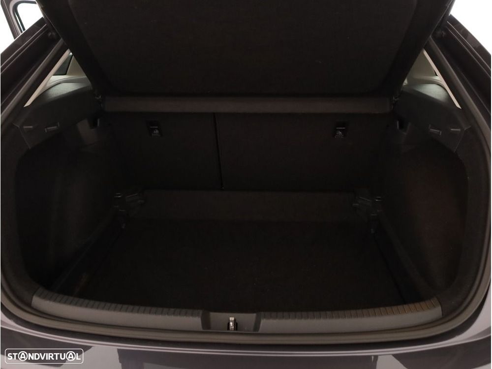 VW Taigo 1.0 TSI Urban DSG - 24
