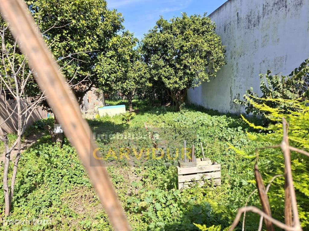 Lote 295m2 para construir moradia perto de Lisboa | Moita - Grande imagem: 5/19
