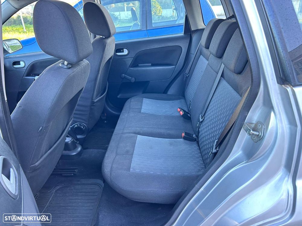 Ford Fiesta 1.4 TDCI Ghia - 7