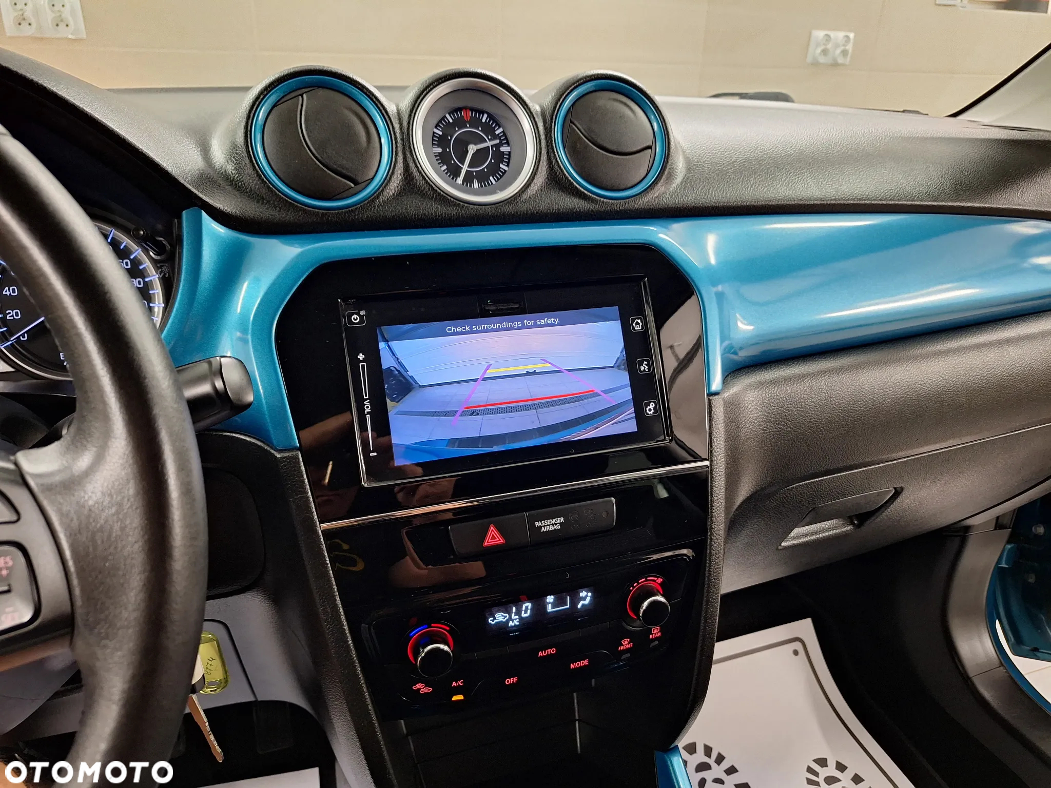 Suzuki Vitara 1.6 Premium 2WD - 34