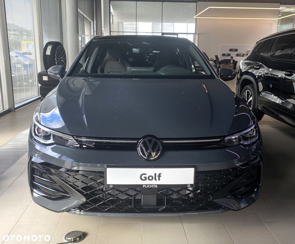 Volkswagen Golf - 2