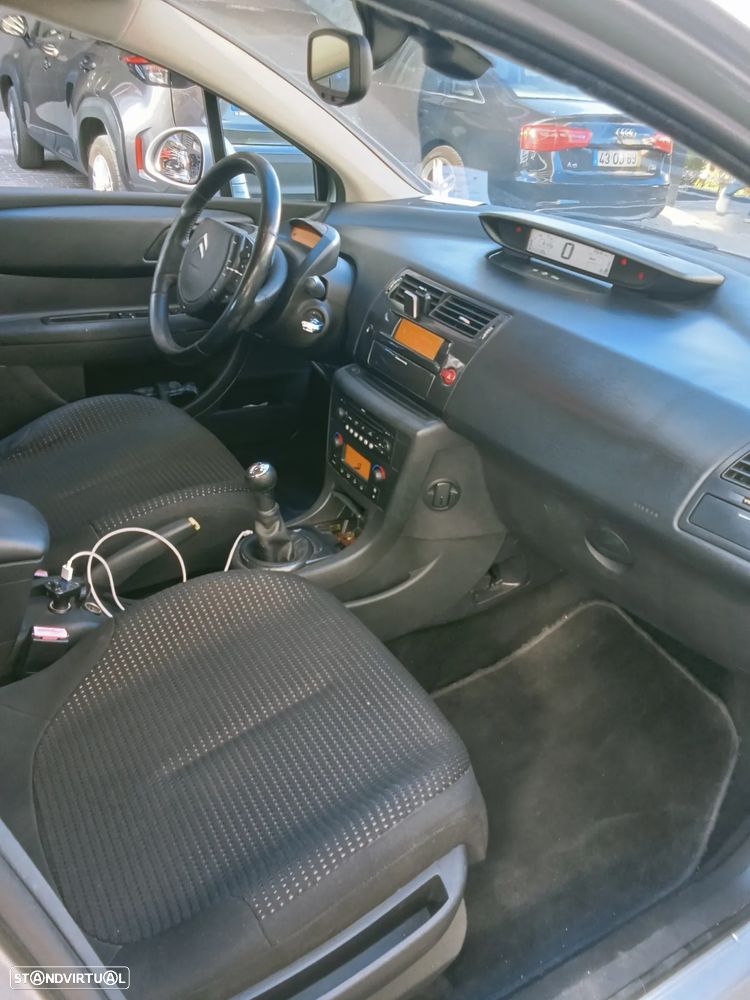 Citroën C4 1.6 HDi Exclusive - 7
