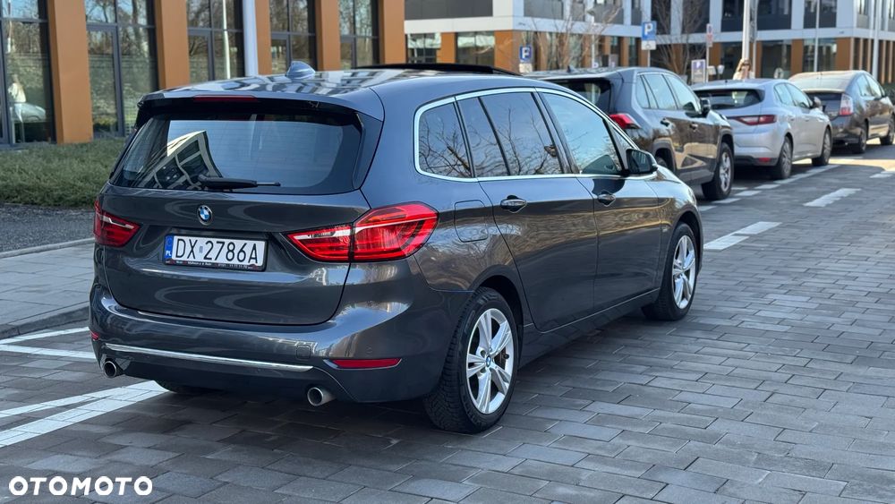 BMW Seria 2 220d GT xDrive Luxury Line - 7