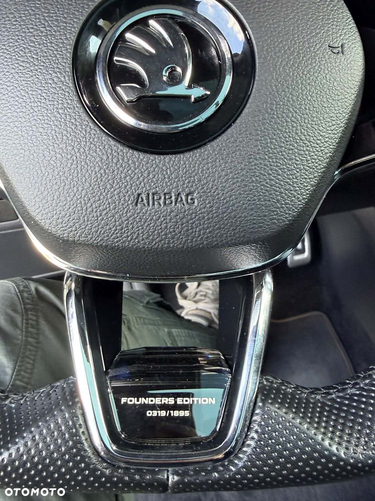 Skoda Enyaq 60 62kWh Founders - 10