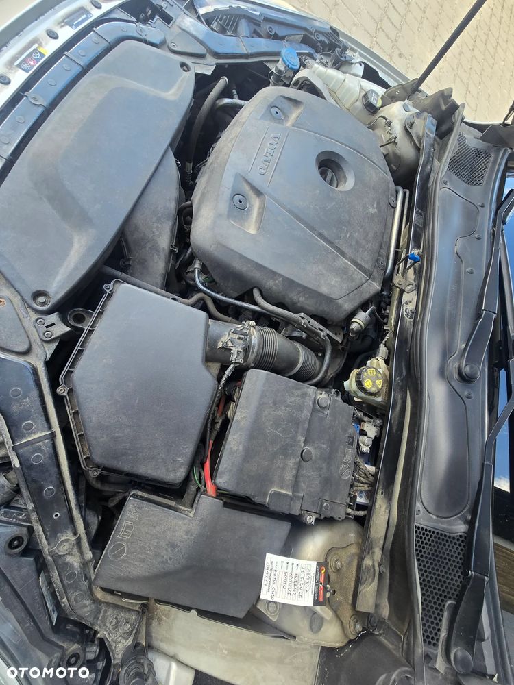 Volvo V40 Cross Country - 3