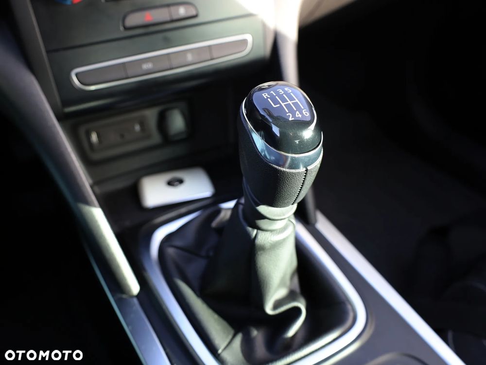 Renault Megane 1.3 TCe FAP Limited - 15
