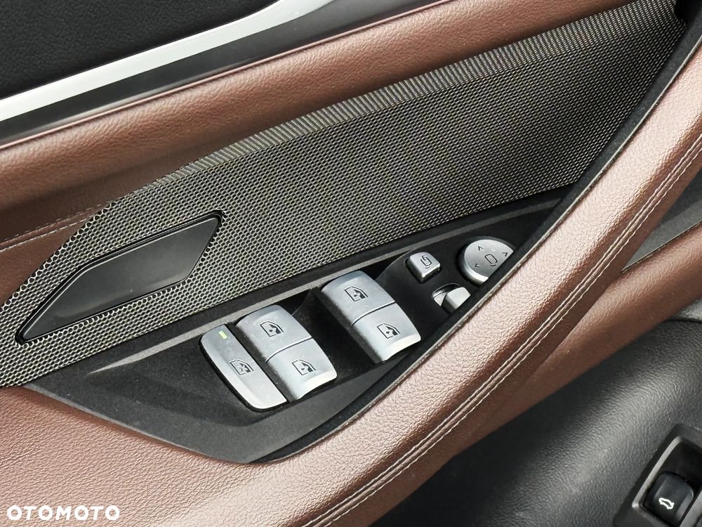 BMW Seria 4 420d xDrive M Sport - 24