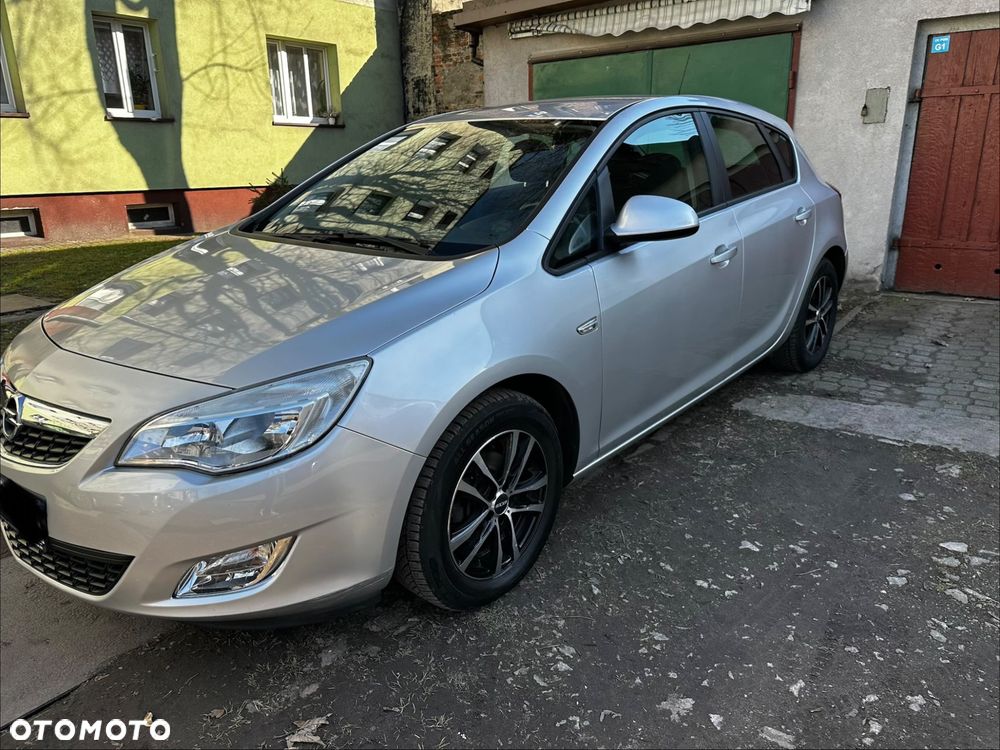 Opel Astra 1.4 T Cosmo - 16