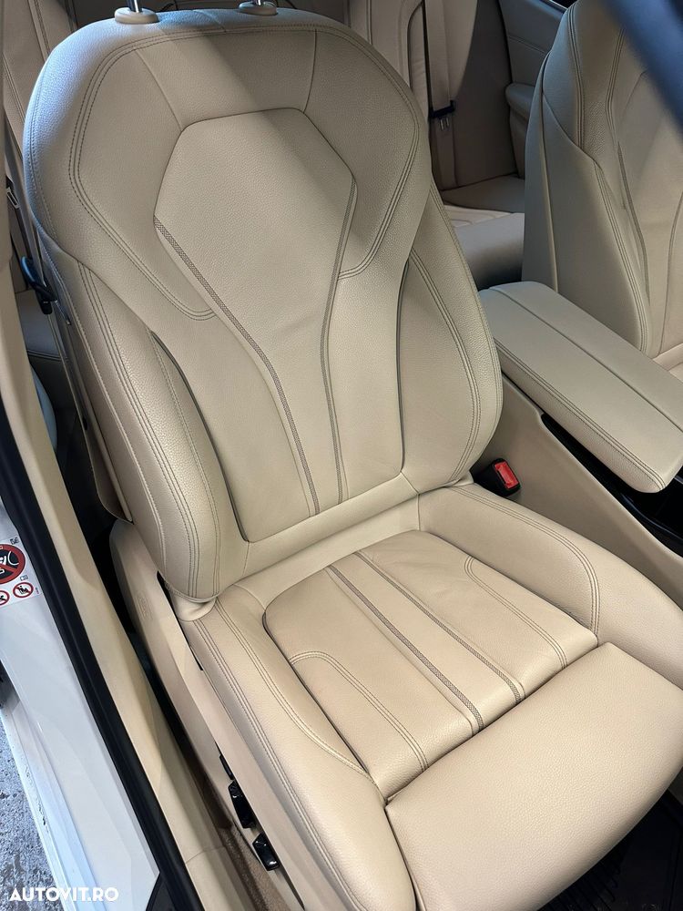 BMW Seria 5 520d xDrive AT - 8
