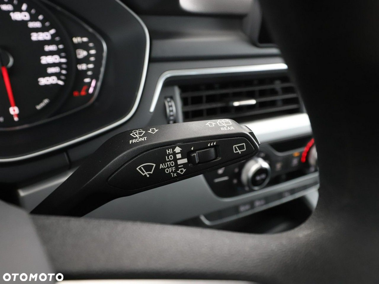 Audi A4 - 32