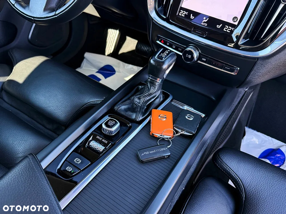 Volvo V60 D3 Geartronic Momentum Pro - 32