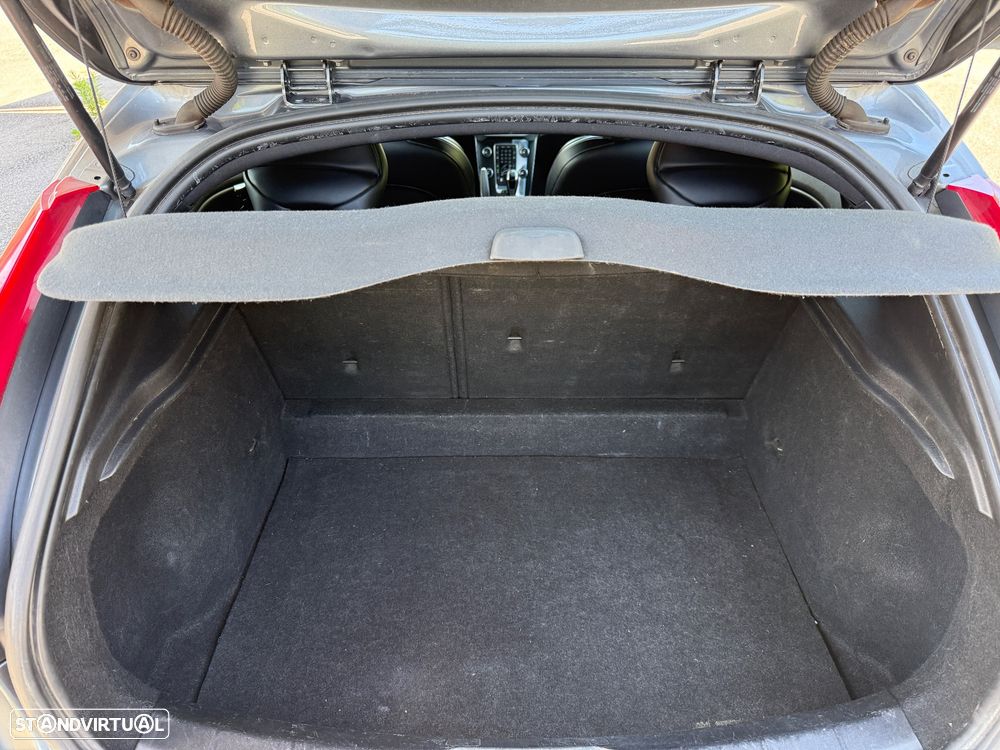 Volvo V40 - 13