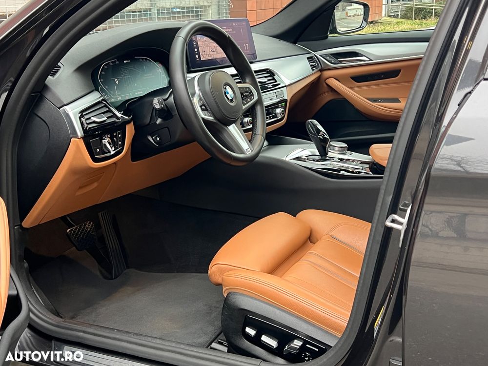 BMW Seria 5 530e Aut. Luxury Line - 16