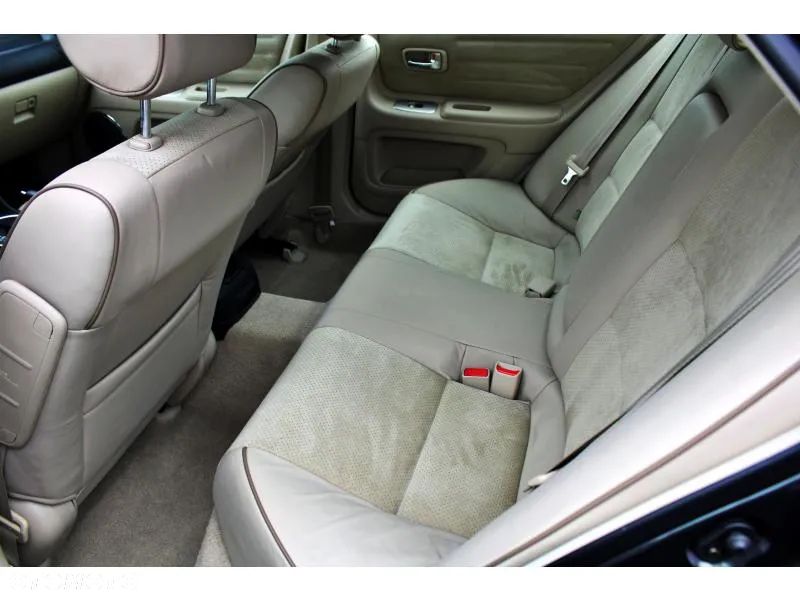 Lexus IS 200 Prestige - 10