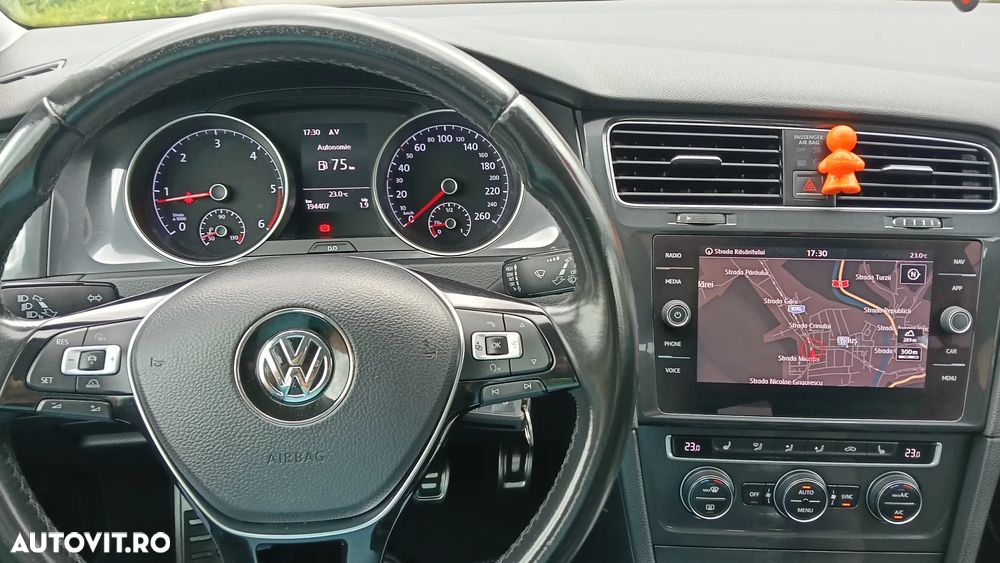 Volkswagen Golf 2.0 TDI SCR Highline - 7