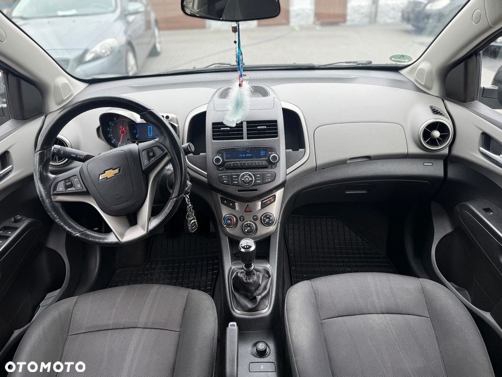 Chevrolet Aveo 1.6 LTZ S/S - 5