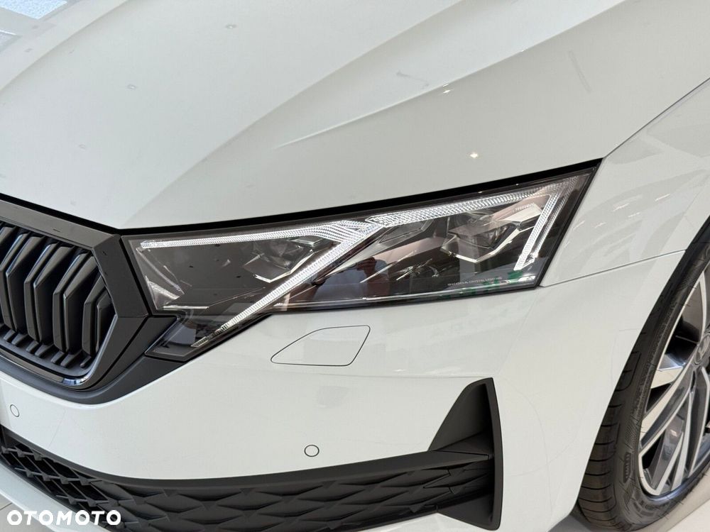 Skoda Octavia 1.5 TSI mHEV Sportline DSG - 33