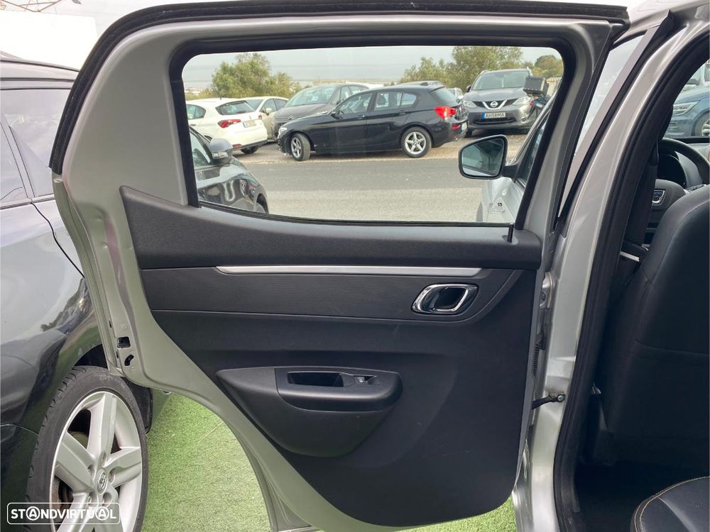 Dacia Spring Comfort Plus - 8