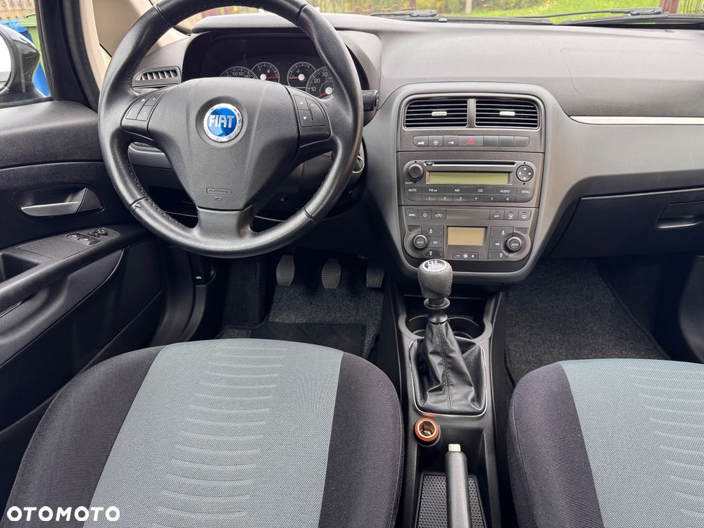 Fiat Grande Punto - 12